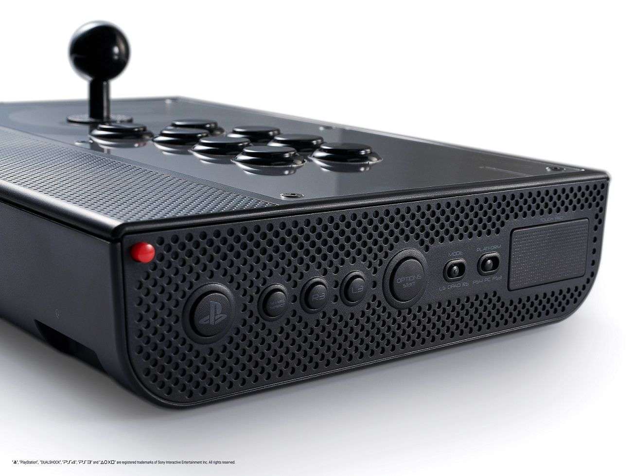 Nacon pondrá a la venta su nuevo stick arcade este mismo mes