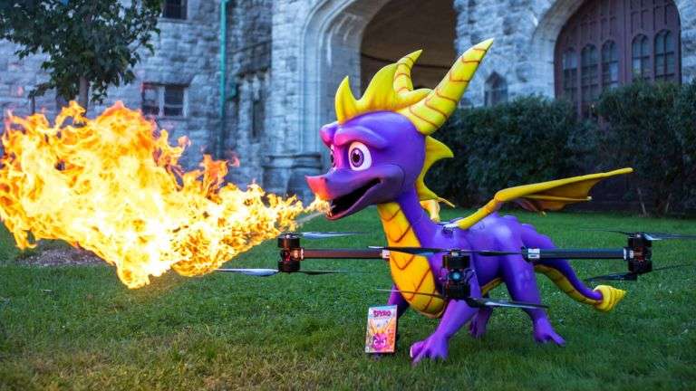 Activision crea un dron de Spyro a tamaño real