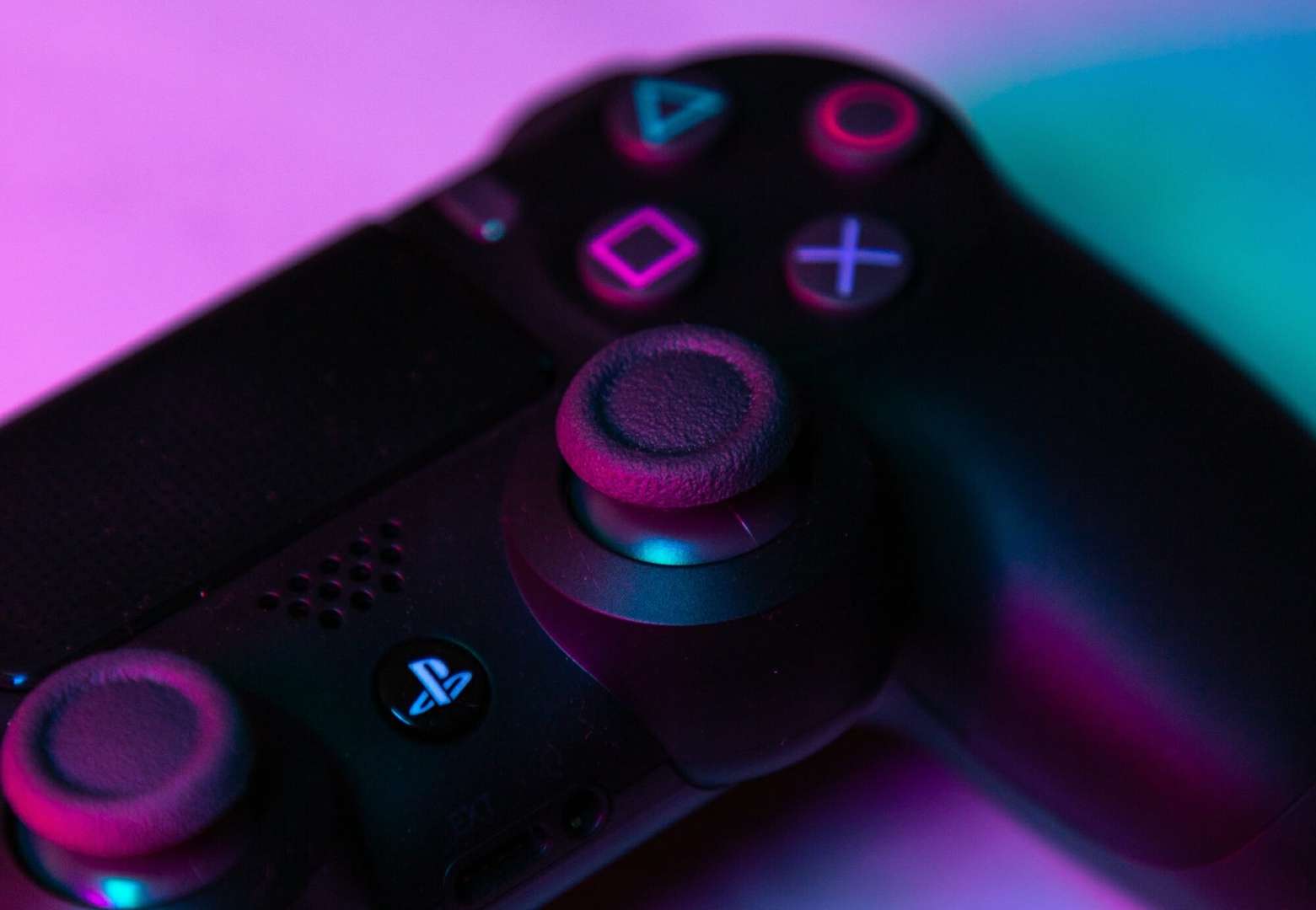 Mando de PlayStation con tecnología háptica