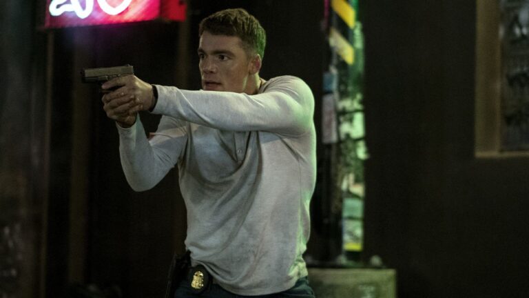 Netflix renueva la serie El Agente Nocturno para una Temporada 2 tras su éxito